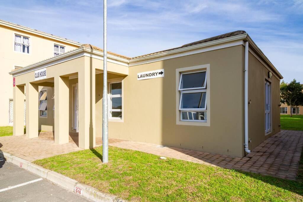 Funky 2Bed Apartment And Multi-Purpose Room! Cape Town Exterior photo